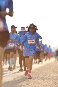 BIB: 8587, 438
                            <button type="button" onclick="openModal(3106539)" class="btn btn-primary btn-sm float-right btn-popup" data-toggle="modal" data-target=".modal-high-quality">
                        <i class="fas fa-shopping-cart"></i> Add to Cart
                    </button>
                                            <button type="button" onclick="isThisMe(3106539, true)" class="btn btn-success btn-sm float-right btn-popup btn-isme hidden" data-toggle="tooltip" data-placement="bottom" title="นี่คือรูปของคุณใช่ไหม คลิกที่นี่เพื่อเอาเข้าอัลบั้ม">
                        <i class="fas fa-plus"></i> Add to album
                    </button>
                    <button type="button" onclick="isThisMe(3106539, false)" class="btn btn-warning btn-sm float-right btn-popup btn-isnotme hidden">
                        <i class="fas fa-ban"></i> Remove from album
                    </button>